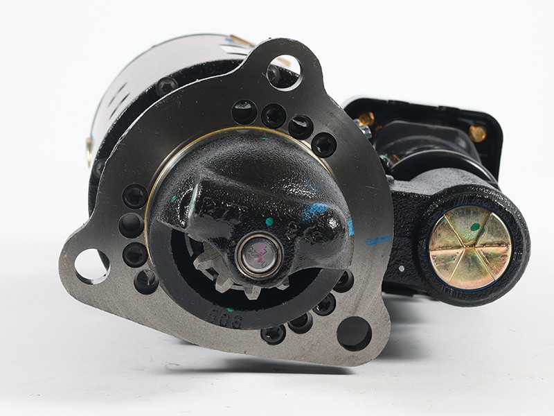 618-5622 24 Volt Electric Starting Motor - image 3