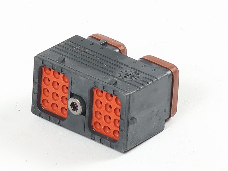 9X-7146 250 VDC Connector Plug